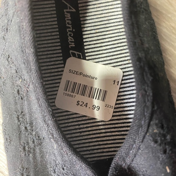 Black floral designed American eagle slip on sneakers - Picture 2 of 2